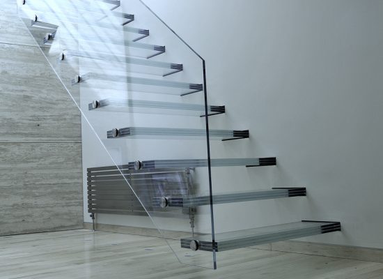 FRAMELESS GLASS BALUSTRADES